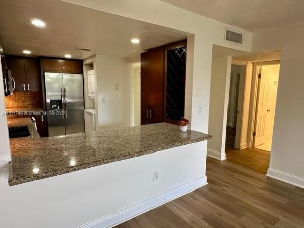 Samari Lake East, 10000 NW 80th Ct #2533, Hialeah Gardens, Florida 33016, image 1