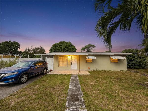3201 NW 83rd St, Unincorporated Dade County, Florida 33147, image 1