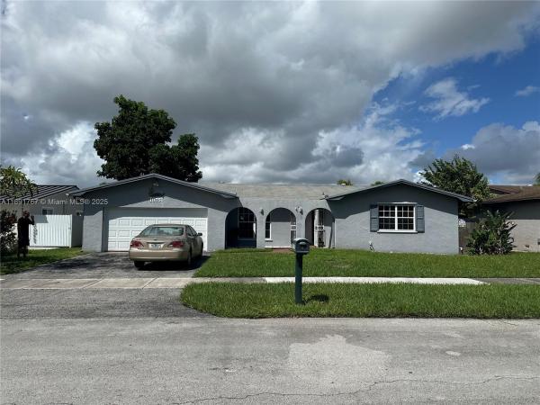 10751 SW 173rd St, Unincorporated Dade County, Florida 33157, image 1