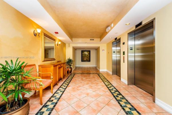 The Yacht Club At Aventura, 19801 E Country Club Dr #4501, Aventura, Florida 33180, image 3