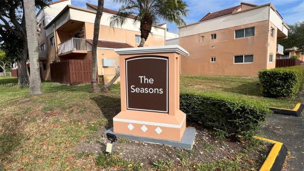 14909 SW 80 St #106, Unincorporated Dade County, Florida 33193, image 1