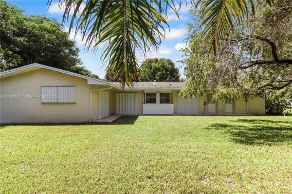 Bel Aire, 18401 SW 86th Ct, Cutler Bay, Florida 33157, image 3