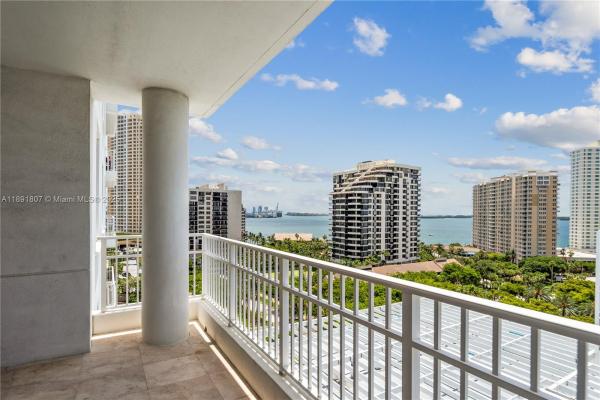 Courvoisier Courts, 701 Brickell Key Blvd #1411, Miami, Florida 33131, image 2