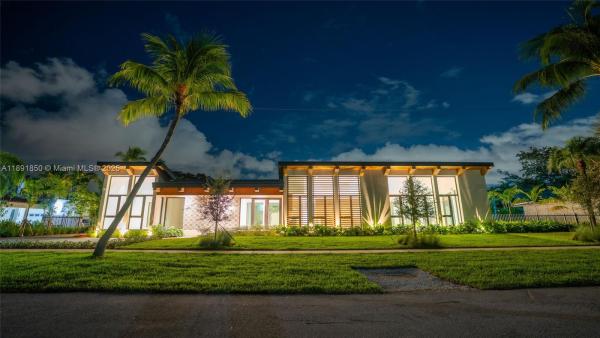 Riviera, 6716 San Vicente St, Coral Gables, Florida 33146, image 1