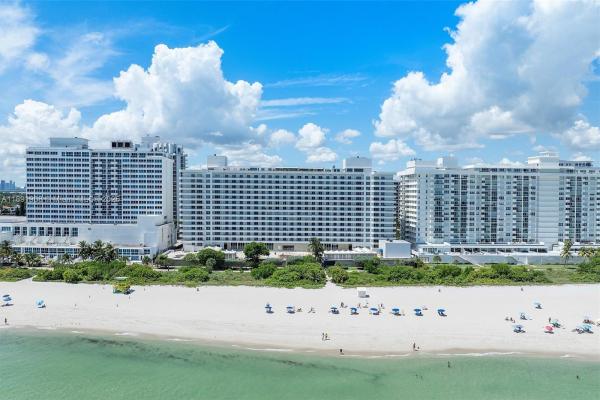 Oceanside Plaza, 5555 Collins Ave #10P, Miami Beach, Florida 33140, image 1