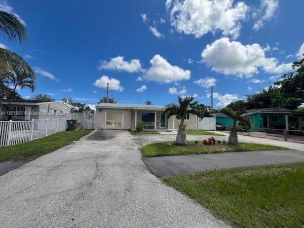 Gun Club Estates, 198 E Browning Dr, West Palm Beach, Florida 33406, image 1