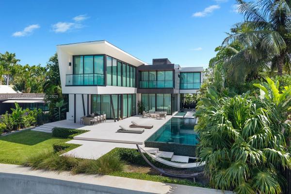 Biscayne Point, 1165 N Biscayne Point Rd, Miami Beach, Florida 33141, image 1