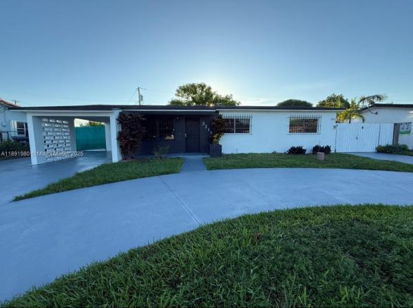 3211 SW 107th Ave, Unincorporated Dade County, Florida 33165, image 1