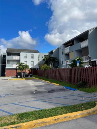 Los Suenos, 1725 W 60th St #F304, Hialeah, Florida 33012, image 1