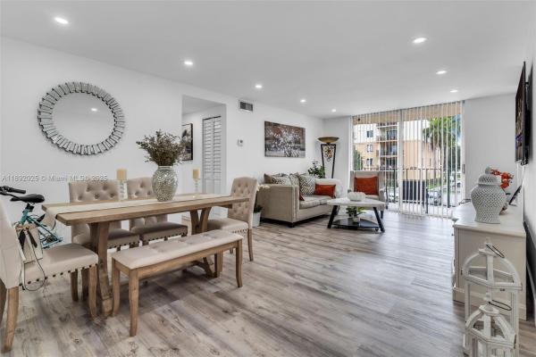 9310 Fontainebleau Blvd #201, Unincorporated Dade County, Florida 33172, image 1