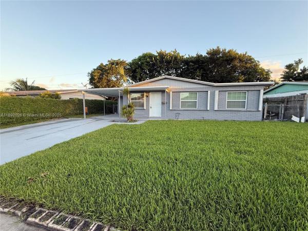 Federal Gardens, 1600 W 14th St, Riviera Beach, Florida 33404, image 1