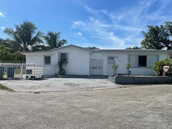 Leslie Estates, 2993 NW 191st Ter, Miami Gardens, Florida 33056, image 1