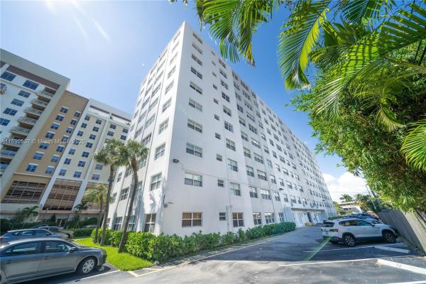 Horizon House, 2555 NE 11th St #310, Fort Lauderdale, Florida 33304, image 1