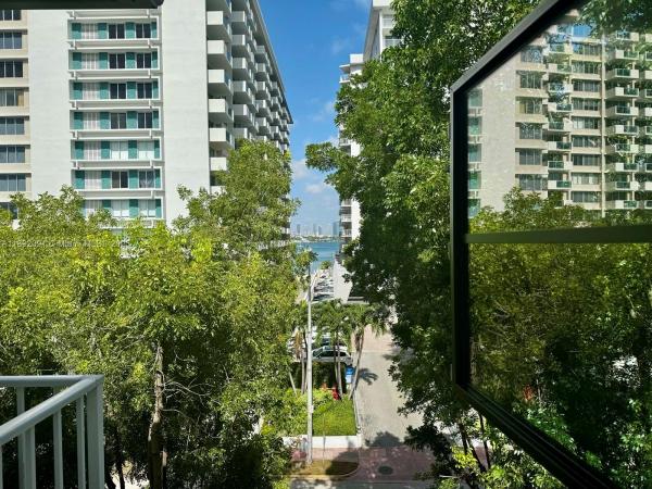 Miami Beach, Florida 33139, image 1