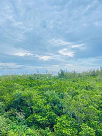 One Fifty One At Biscayne, 14951 Royal Oaks Ln #604, North Miami, Florida 33181, image 1