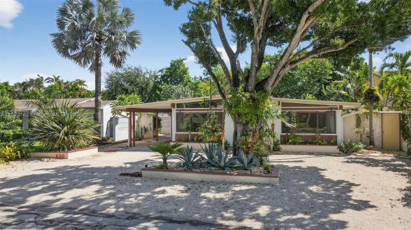 Victoria Landing, 630 NE 14th Ave, Fort Lauderdale, Florida 33304, image 1