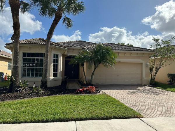 6644 SW 194th Ave, Pembroke Pines, Florida 33332, image 1