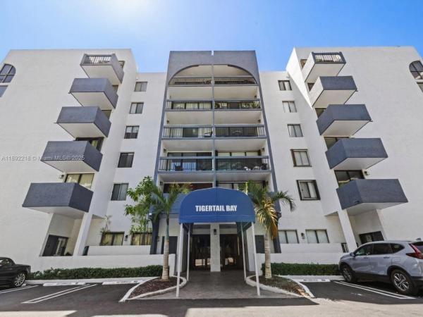 2715 Tigertail Ave #403, Miami, Florida 33133, image 1