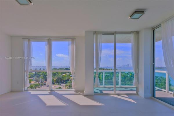 360, 7900 Harbor Island Dr #926, North Bay Village, Florida 33141, image 1