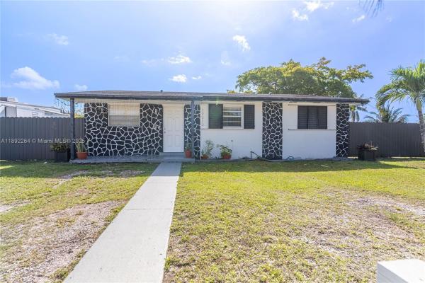 19513 SW 116th Ave, Unincorporated Dade County, Florida 33157, image 1