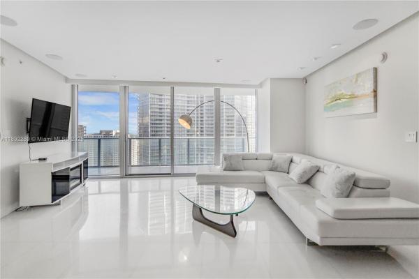 200 Biscayne Boulevard Way #3508, Miami, Florida 33131, image 1