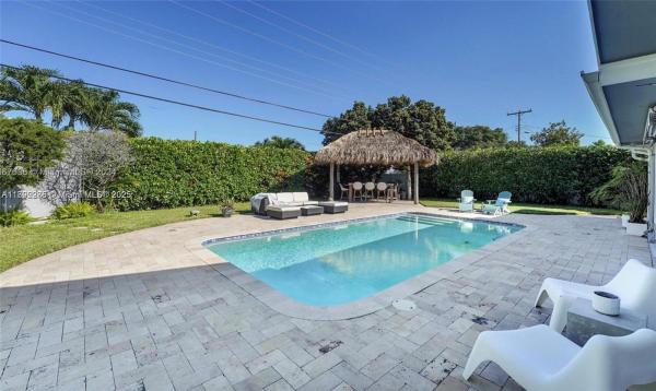 Country Club Village, 640 NW 12th Ave, Boca Raton, Florida 33486, image 1