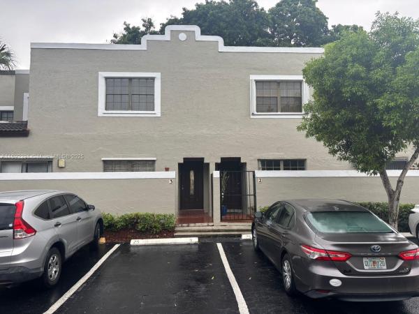 10450 SW 154 Ct #3, Unincorporated Dade County, Florida 33196, image 1