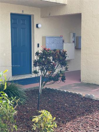 8th St SE 1104 #5, Cape Coral, Florida 33990, image 1