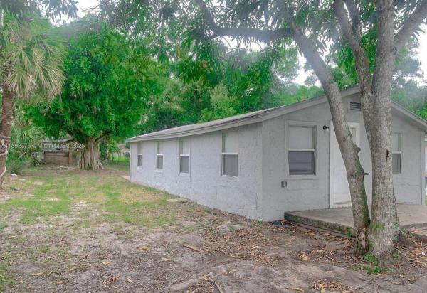Amy Anna Park, 309 N 17th St, Fort Pierce, Florida 34950, image 1