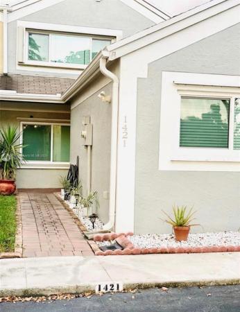 Flamingo Villas At Pembroke Lakes, 1421 NW 122nd Ter, Pembroke Pines, Florida 33026, image 1