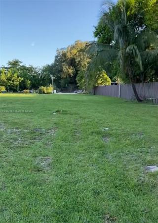 50 NW 156th St, Unincorporated Dade County, Florida 33169, image 1