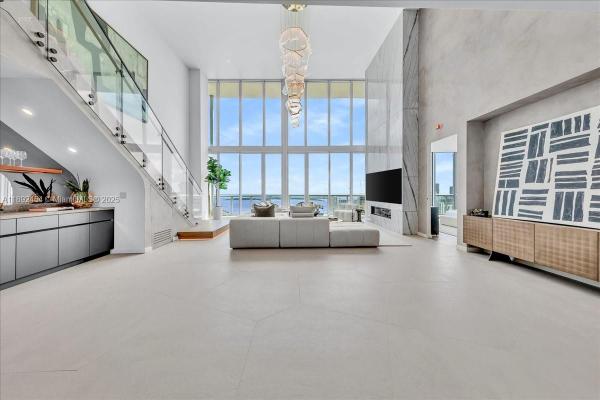 MarinaBlue, 888 Biscayne Blvd #5704, Miami, Florida 33132, image 1