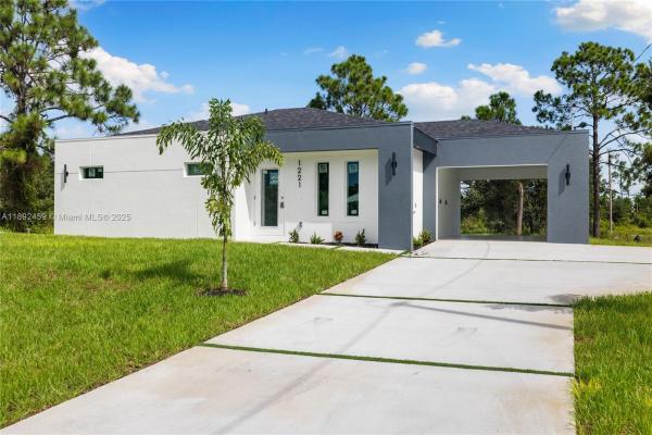 Lehigh Acres Residential, 1221 Ederle St E, Lehigh Acres, Florida 33974, image 1