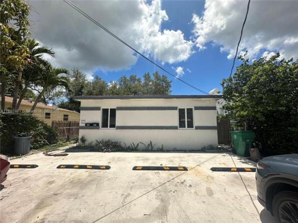 7th Avenue Highlands, 7001 NW 6th Ave, Miami, Florida 33150, image 1