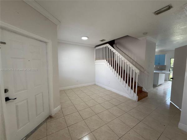 1512 SE 31st Ct, Homestead, Florida 33035, image 2