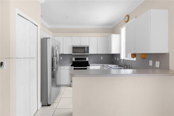 12395 SW 125th Ter, Unincorporated Dade County, Florida 33186, image 1
