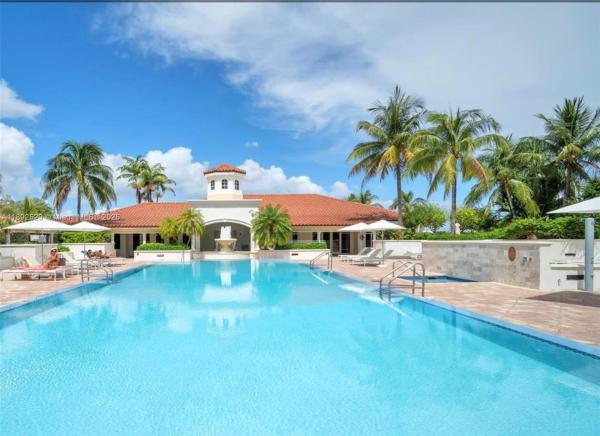Turnberry Village North Tower, 20000 E Country Club Dr #PH-01, Aventura, Florida 33180, image 3