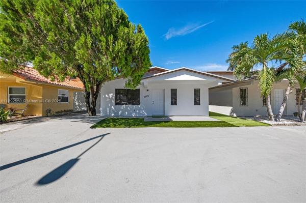 Twin Rose, 1281 W 42nd St, Hialeah, Florida 33012, image 1