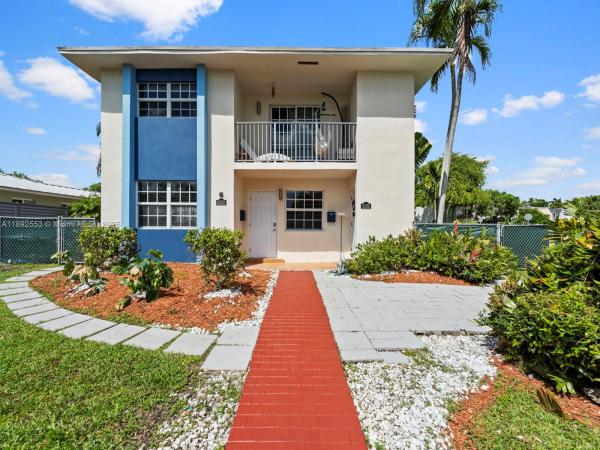 9100 SW 95th Ave, Unincorporated Dade County, Florida 33176, image 1