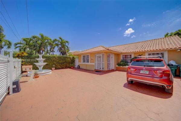 Coral Nook, Miami, Florida 33135, image 1