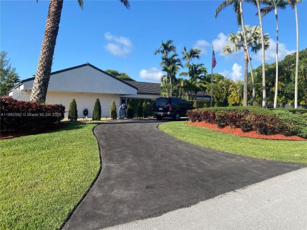 8050 SW 170th St, Palmetto Bay, Florida 33157, image 1