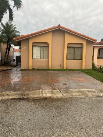 El Prado By The Lake, 2528 W 65th St, Hialeah, Florida 33016, image 1