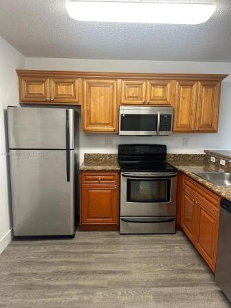 Villas De Venezia, 9941 Nob Hill Ln, Sunrise, Florida 33351, image 2