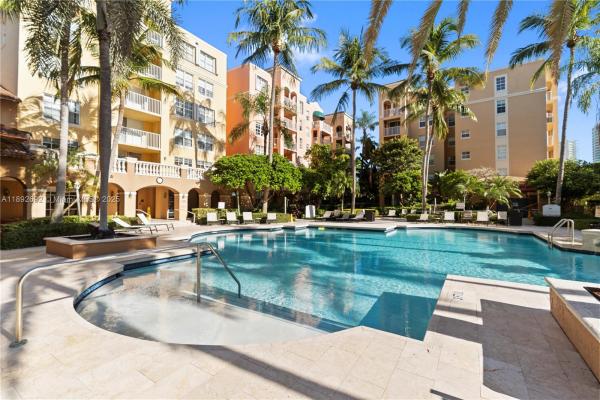 The Yacht Club At Aventura, 19655 E Country Club Dr #6501, Aventura, Florida 33180, image 1