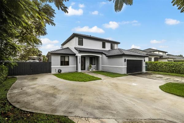 Paradise Reef, 15987 SW 141st St, Country Walk, Florida 33196, image 3