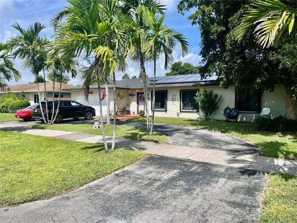 Saga Bay, 8111 SW 205th St, Cutler Bay, Florida 33189, image 1