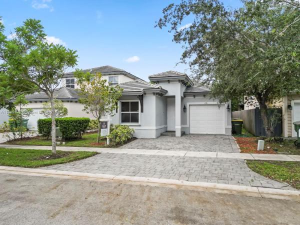 236 SE 32nd Ave, Homestead, Florida 33033, image 1
