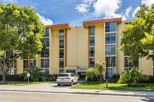 Avila South, 210 172nd St #432, Sunny Isles Beach, Florida 33160, image 1