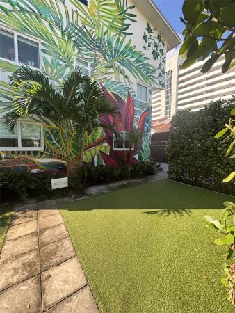 560 NW 1st St, Miami, Florida 33128, image 1