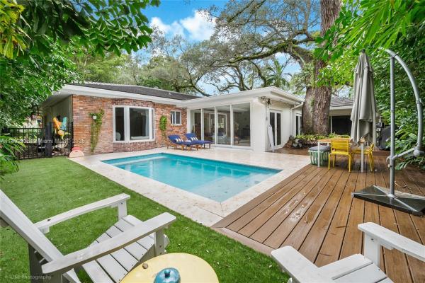 Riviera, 5101 Maggiore St, Coral Gables, Florida 33146, image 1